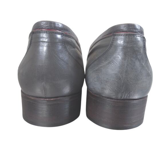 Sophisticated Gray Leather Men\'s Oxfords main image 11